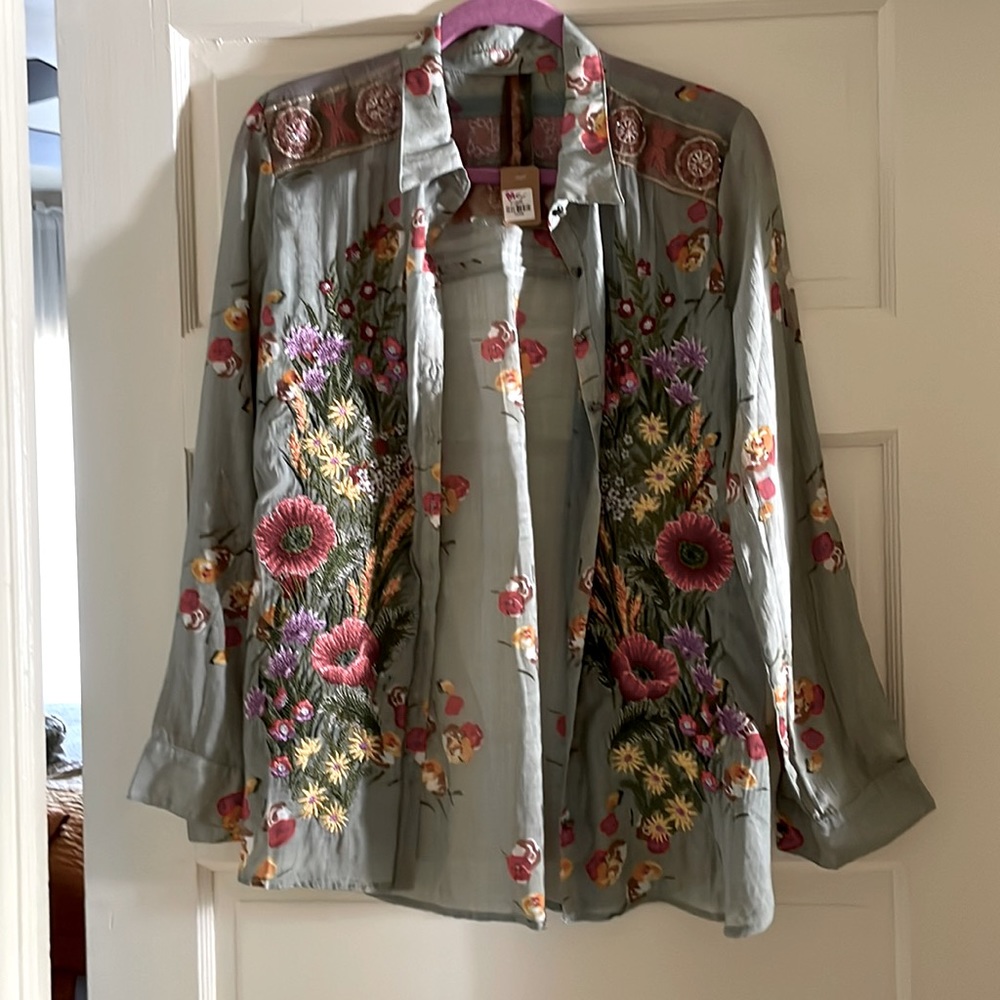 Aratta Silent Journey blouse
